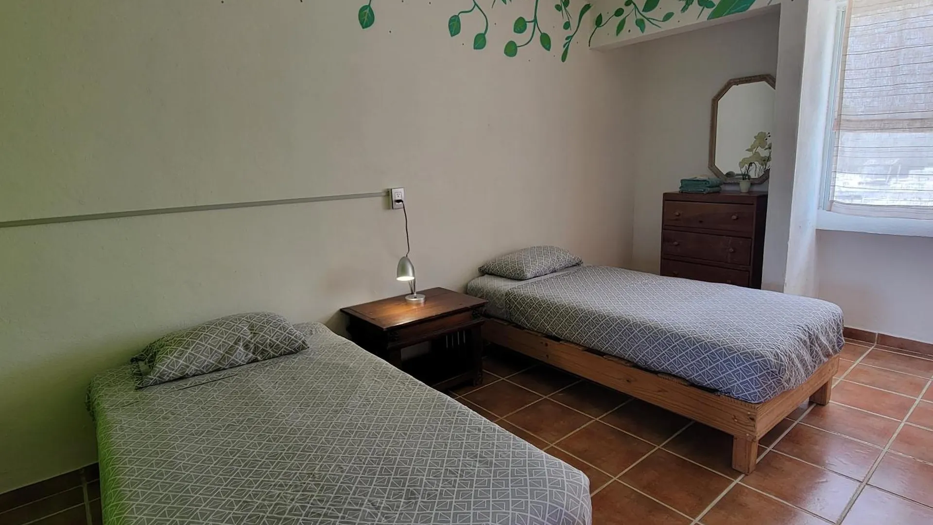 Xungla Cancún Hostel